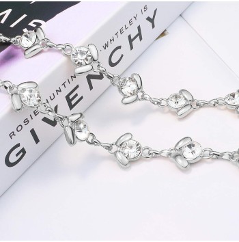 Diamond-studded Dress Belt with Flower Pendant